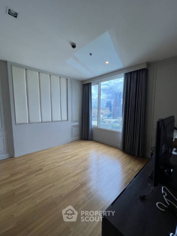 picture Spacious 3-BR 132 Sqm At The Empire Place 400m To BTS Saint Louis (ID 3372339) - 2/4