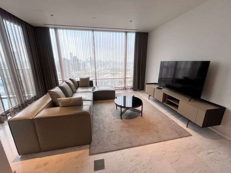 picture Four Seasons Private Residences: Luxury Riverside Condo for Rent ðâĻ - 7/8