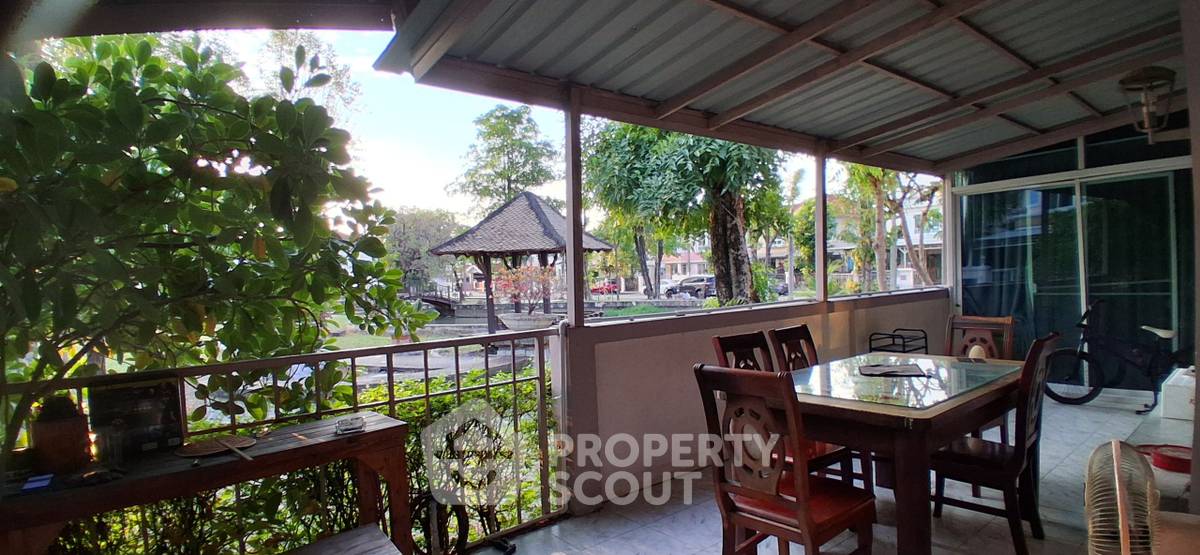 picture 382 Sqm 4-Bedroom House For Sale In Lat Krabang (ID 3420208) - 2/9