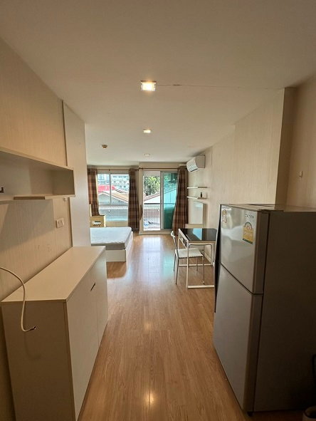 picture ✨ Prime Location near BTS Talat Phlu! Casa Condo Ratchada-Thapra | Studio 28 sq.m. | Fully Furnished with Washing Machine** - 4/7