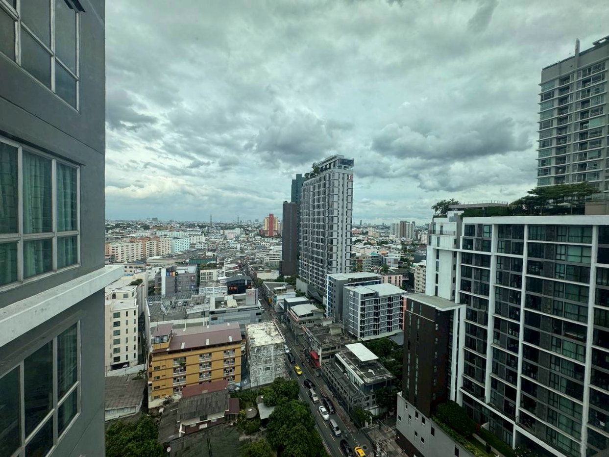 picture For Sale: Condo Life@Ratchada - Huaikhwang 📍 1 Bedroom, Prime Location! - 9/9
