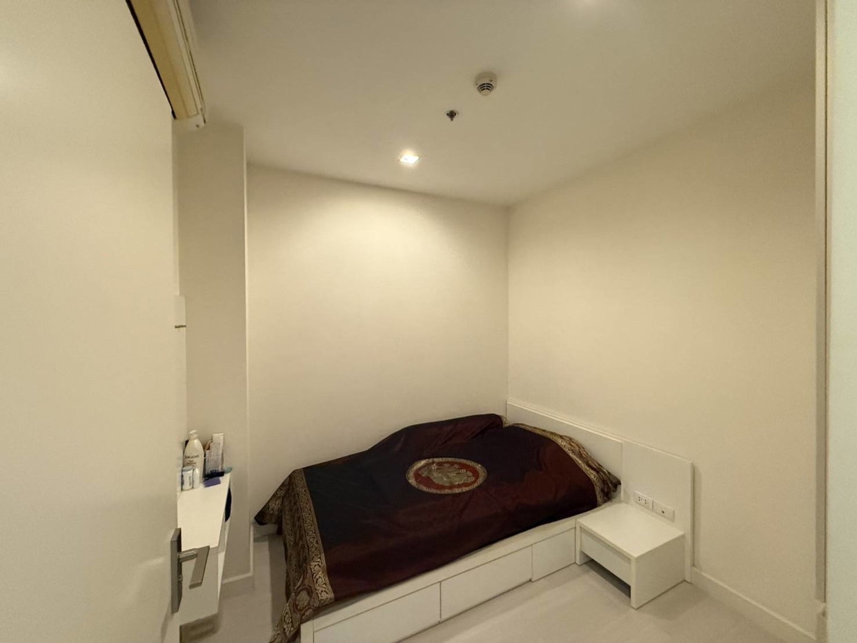 รูป คอนโด The Room รัชดา-ลาดพร้าว 2 ห้องนอน ใกล้ BTS/MRT สุดคุ้ม!
พื้นที่กว้าง 61.94 ตร.ม. ราคาเพียง 4.8 ล้าน ซื้อเลย! - รูปที่ 5/9