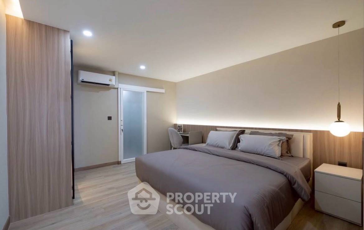 picture 2-BR Condo at The Winning Tower near ARL Ramkhamhaeng (ID 3420810) - 13/18