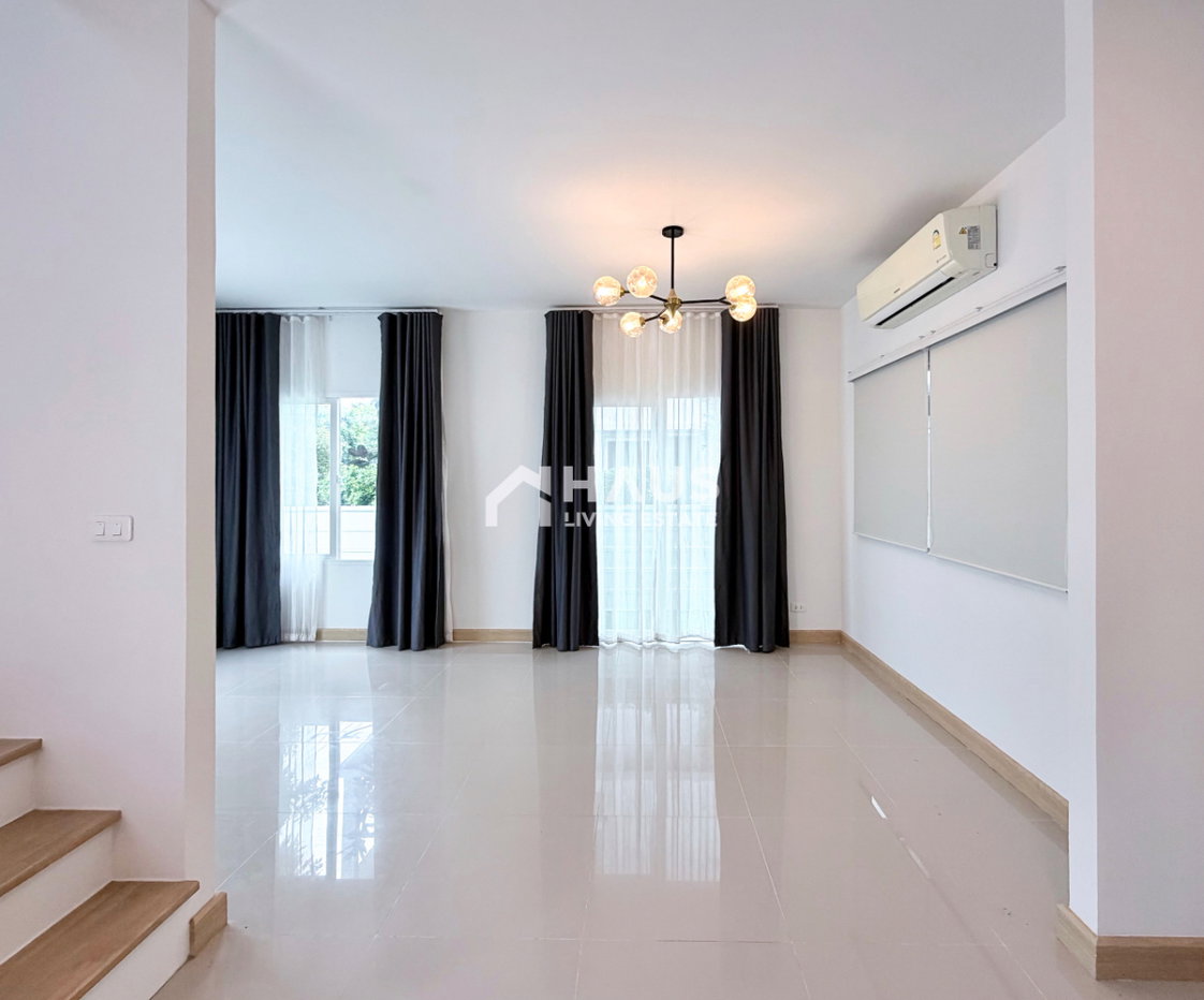 picture Q District Westgate / 4 Bedrooms #HBBT005 - 3/18