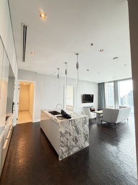 เช่าคอนโดหรู The Ritz Carlton Residence ✨ ใจกลางเมือง!