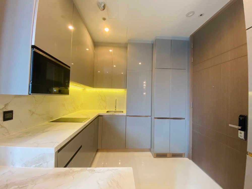 picture THE ESSE at SINGHA COMPLEX
Luxury condo near BTS/MRT for only 8.49 million THB! - 6/8