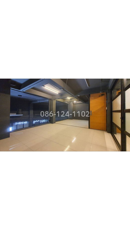 picture Commercial building with House for sales - 14/56
