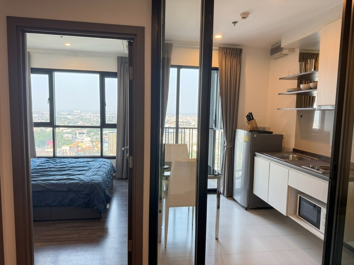 picture The Base Park West Sukhumvit 77: Modern Condo Near BTS On Nut - 4/9