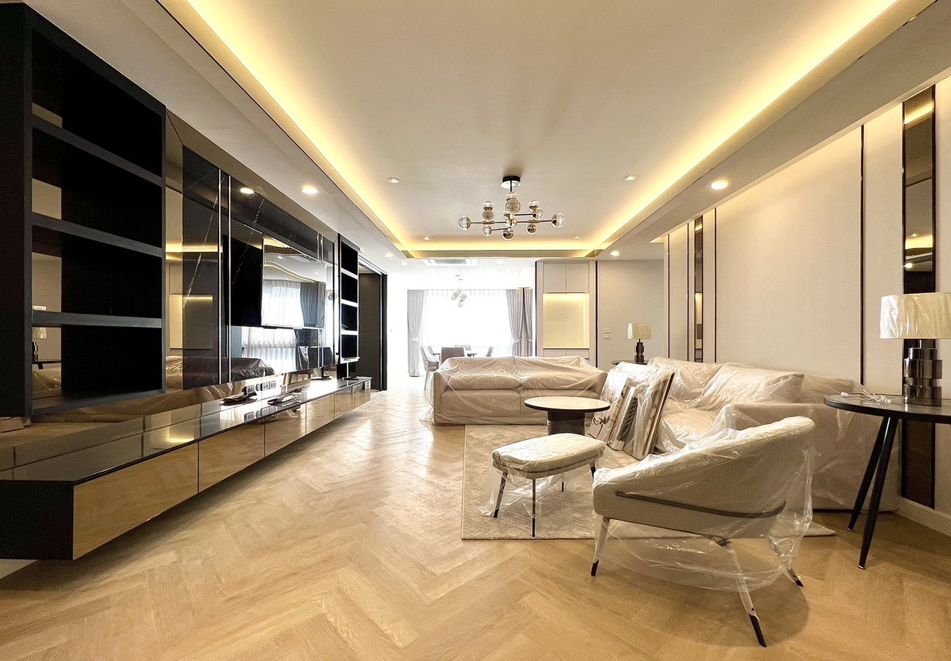 รูป 🏡 ขายด่วน! คอนโดหรูย่านพร้อมพงษ์ 223 ตรม. แค่ 23 ล้าน

✨ President Park สุขุมวิท 24 วิวสวย ทำเลเยี่ยม ใกล้ BTS พร้อมโมเมนต์ - รูปที่ 7/9