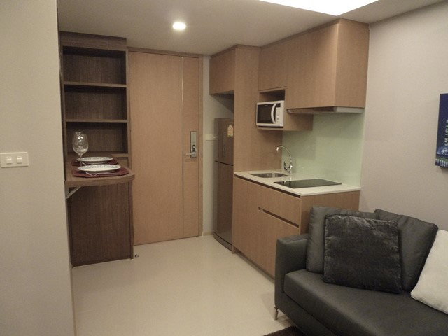 รูป ขายคอนโด Socio Ruamrudee 32 ตร.ม. ใกล้ BTS เพลินจิต ราคาดี ✨🏢 - รูปที่ 2/8
