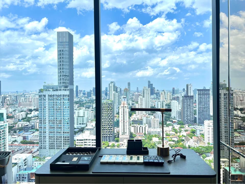 picture Celes Asoke Luxury 3-Bedroom Condo for Rent on High Floor in Asoke! 🏙️✨ - 9/9