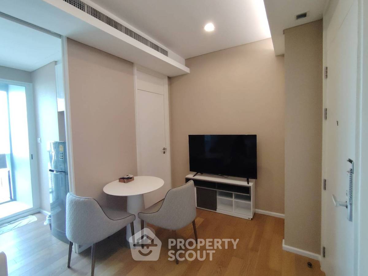 picture 1-BR Condo at The Saint Residences near MRT Phahon Yothin (ID 3119420) - 1/14