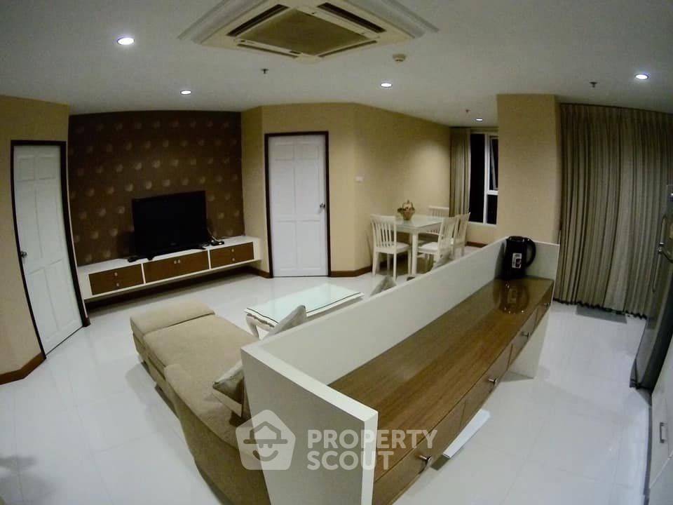 รูป คอนโด 2 ห้องนอน ขาย Sukhumvit Living Town ใกล้ MRT เพชรบุรี (ID 1001509) - รูปที่ 2/10