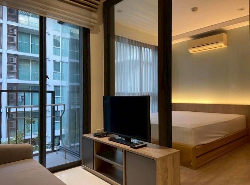 picture Socio Reference 61 Condo near BTS Ekkamai for Sale/Rent! Prime Location 🏙️ - 2/7