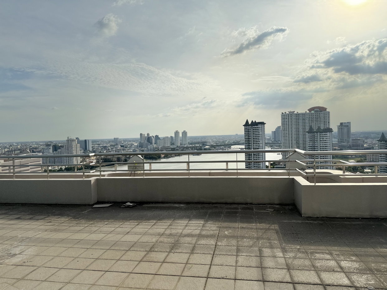 รูป สุดยอดคอนโดหรู 4 ห้องนอน ริมแม่น้ำเจ้าพระยา!
วิวแม่น้ำสวย BTS สะพานตากสิน ใกล้ไอคอนสยาม! - รูปที่ 3/8