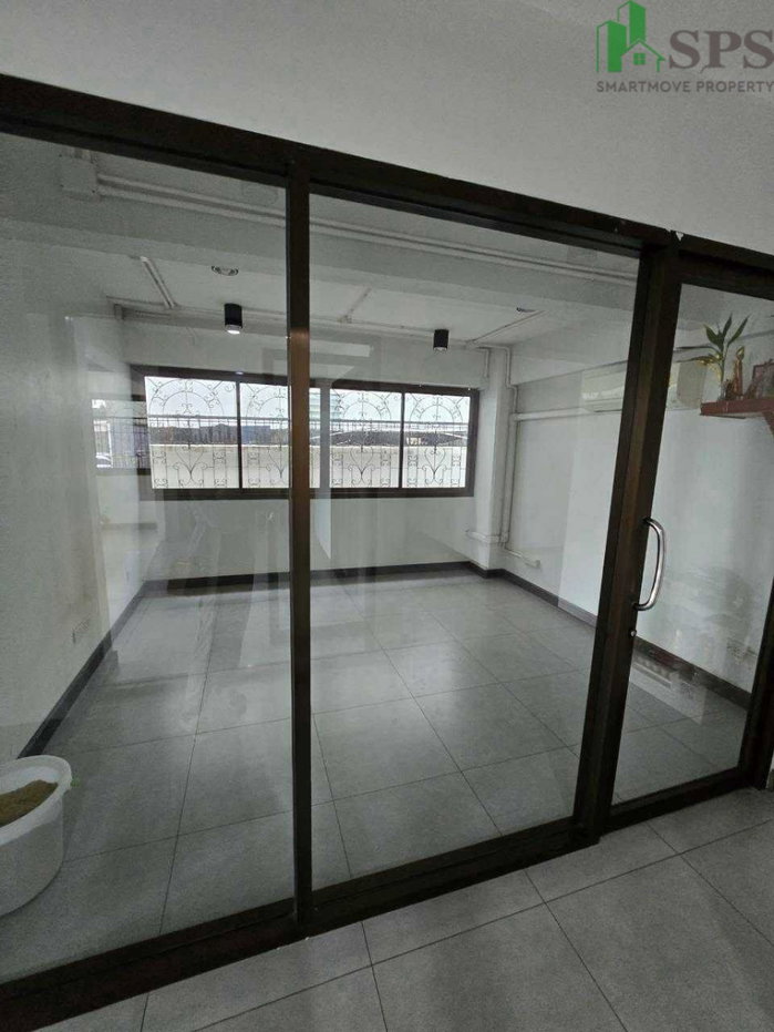 รูป อาคารสำนักงาน 4.5 ชั้น ให้เช่า ใกล้รถไฟฟ้าศรีนุช (SPSJP662)  - รูปที่ 3/15