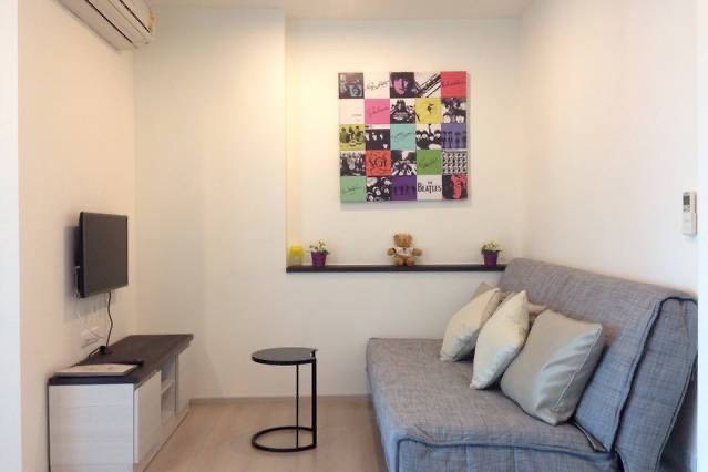 picture For Sale Life Ratchadapisek 2BR 46 sqm near MRT Huai Khwang THB 4.1M 🌆 - 1/8