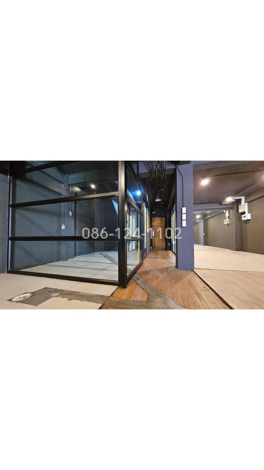 picture Commercial building with House for sales - 9/56