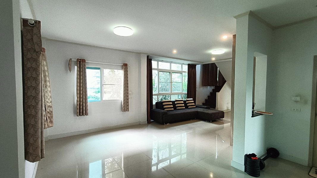 รูป ขายบ้านเดี่ยว 2 ชั้น หมู่บ้านศุภาลัย ศรีนครินทร์-บางนา เฟอร์นิเจอร์ครบ พร้อมอยู่ - รูปที่ 2/10