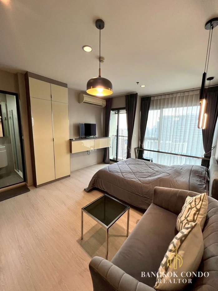 picture ðð Prime condo locationð For Rentð Rhythm Asoke (Line:@rent2022) MRT Rama 9âĻReady to move in ð A11340 - 4/13