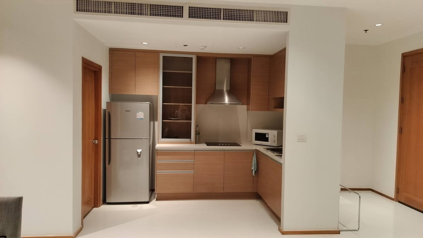 รูป ขายคอนโด The Emporio Place 2 ห้องนอน 101 ตร.ม. ใกล้ BTS พร้อมพงษ์ 15,600,000 บาท 🏙️ - รูปที่ 3/9