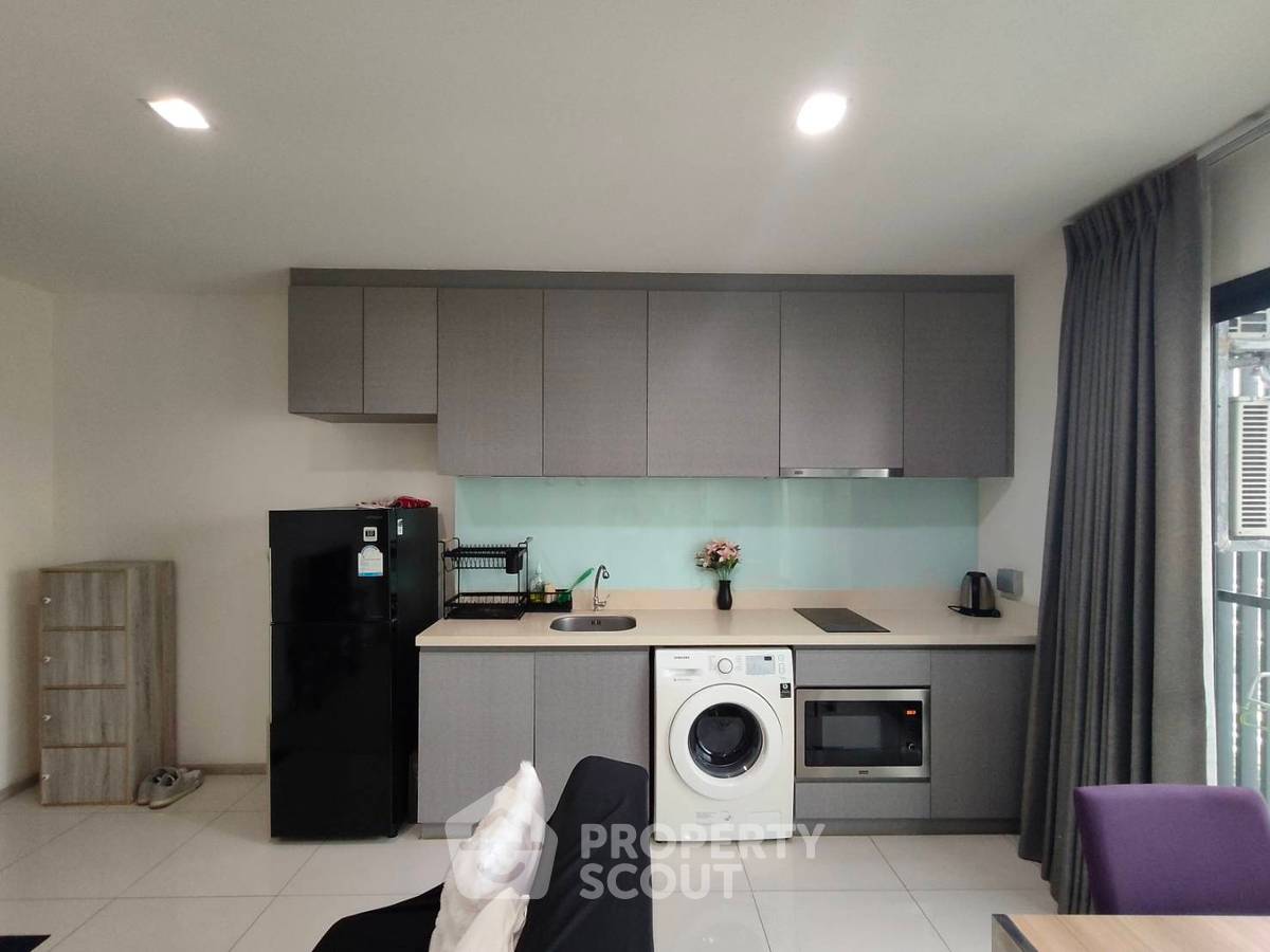 picture 1-BR Condo at Rhythm Sukhumvit 36-38 near BTS Thong Lor (ID 3421630) - 4/14