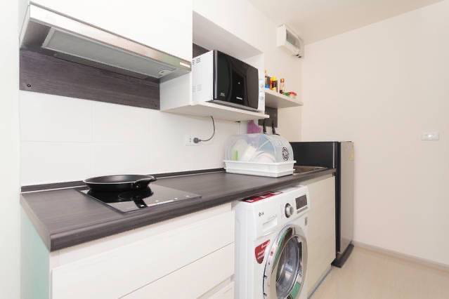 picture For Sale Life Ratchadapisek 2BR 46 sqm near MRT Huai Khwang THB 4.1M 🌆 - 2/8