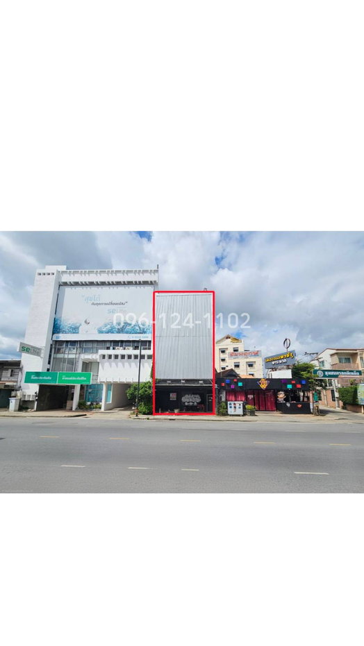 picture Commercial building with House for sales - 1/56