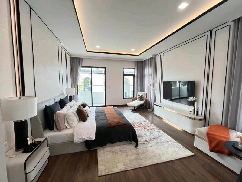 รูป 🏡✨ ขายบ้านเดี่ยวหรู โครงการมือ 1 แปลงมุม Grand Britania สุขสวัสดิ์–วงแหวน | บ้านหลังใหญ่ บรรยากาศส่วนตัว สไตล์ Modern British Luxury - รูปที่ 5/11