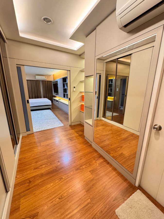 รูป 🏡🔥 ขายด่วน! ทาวน์โฮมหรู SPACE ลาดพร้าว–เหม่งจ๋าย ตกแต่งสวย เฟอร์นิเจอร์ครบ พร้อมเข้าอยู่ ทำเลใกล้เลียบด่วนรามอินทรา - รูปที่ 8/16
