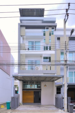 🏡✨ ขายทาวน์โฮมหรูหลังมุม SPACE ลาดพร้าว–เหม่งจ๋าย | รีโนเวทใหม่ทั้งหลัง Double Space สูง 6 เมตร พร้อม Home Office และ Music Studio