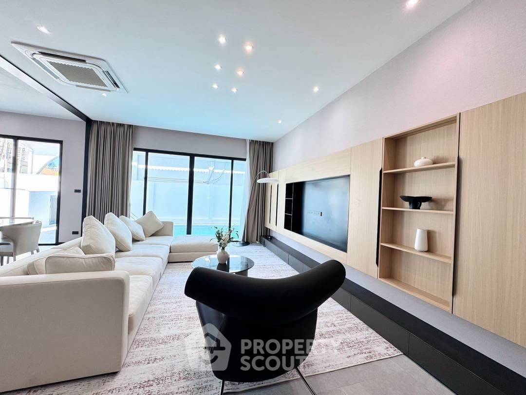 รูป คอนโด 5-ห้องนอน ที่ เดอะ แกรนด์ จอมเทียน พัทยา บีช ใกล้ หาดจอมเทียน (ID 3420262) - รูปที่ 5/21