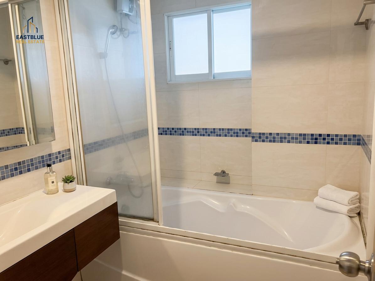 picture 1-Bedroom 42 sqm for Sale at Life@Ratchada - Huaikhwang, Near MRT 🚇 - 2/6