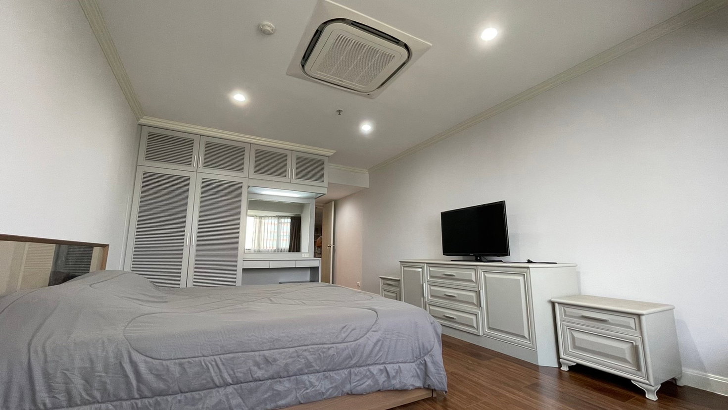 รูป ขายคอนโด Baan Suanpetch 2 ห้องนอน 135 ตร.ม. ใกล้ BTS พร้อมพงษ์ 🏙️ - รูปที่ 8/9