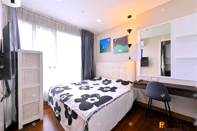 Condos for sale : High-potential Location, Not as Expensive as You Think Ivy Thonglor