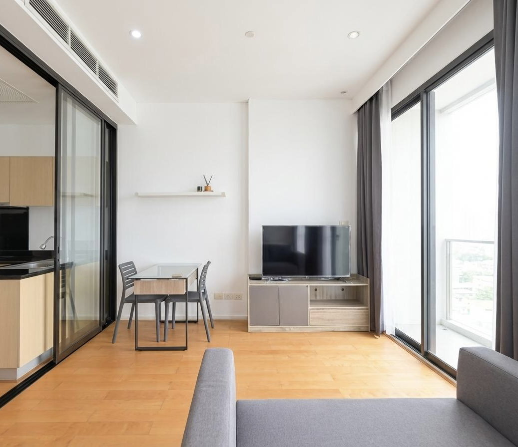 รูป 🌟 Hot Deal! คอนโดหรู WIND RATCHAYOTHIN เริ่ม 3 ล้าน!
🏙️ Studio ใจกลางลาดพร้าว วิวสวย ใกล้ BTS/MRT เพียง 40 ตร.ม. - รูปที่ 2/7