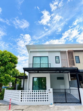 For Sell Town house THE CONNECT ONNUT - WONGWAEN 2 2-story 3 bedroom 2 bathroom