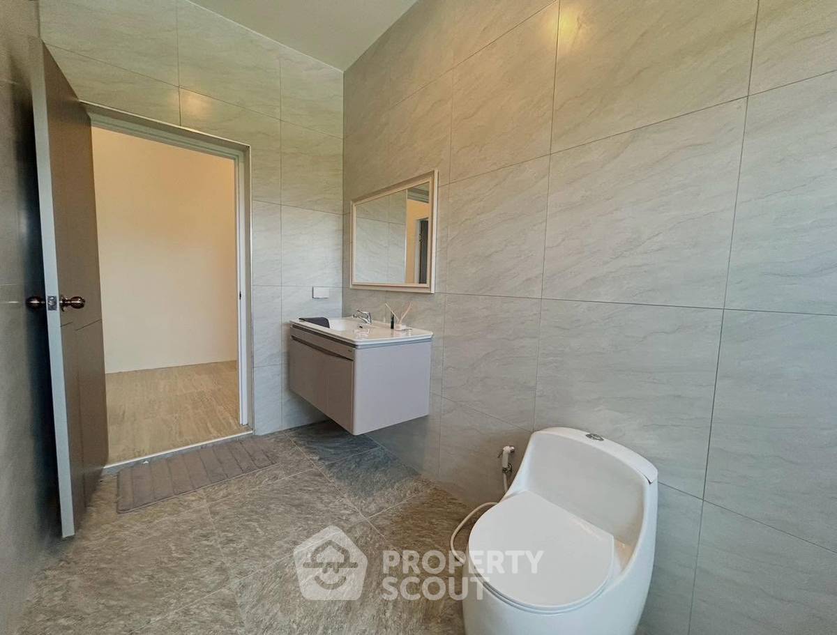 รูป วิลล่า 4 ห้องนอน พร้อมสระส่วนตัว โครงการ Pool Villa In Cha Am ใกล้หาดน่ายาง (ID 3066251) - รูปที่ 14/18
