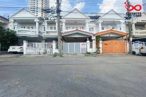 ขายทาวน์เฮาส์ 2 ชั้น 18 ตร.ว. หมู่บ้านเอเวอร์กรีน ซ.บางนา-ตราด 56 รีโนเวทใหม่ พร้อมอยู่ ใกล้ทางพิเศษบูรพาวิถี รถไฟฟ้าสายสีเหลือง