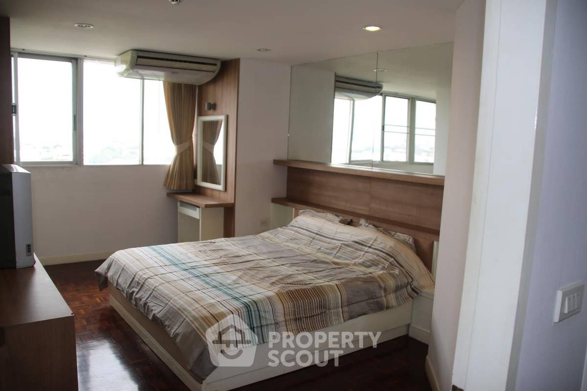 picture 3-BR Condo at Tai Ping Towers Sukhumvit 63 near ARL Ramkhamhaeng (ID 1859833) - 2/9