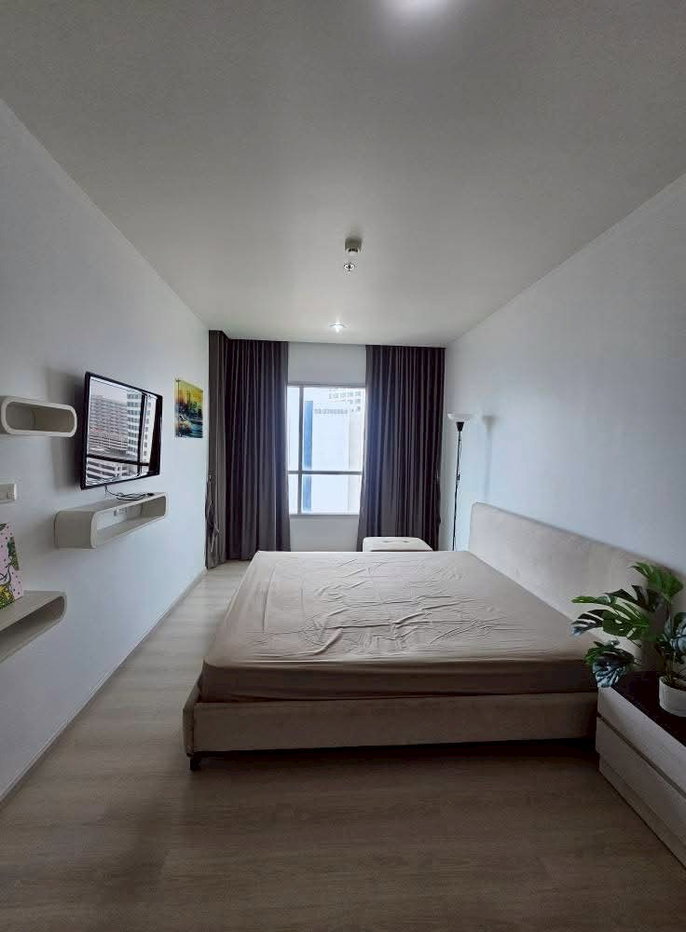picture 🔑 Luxury 2-Bed Condo, Ratchadapiseks Best Location - 3/8