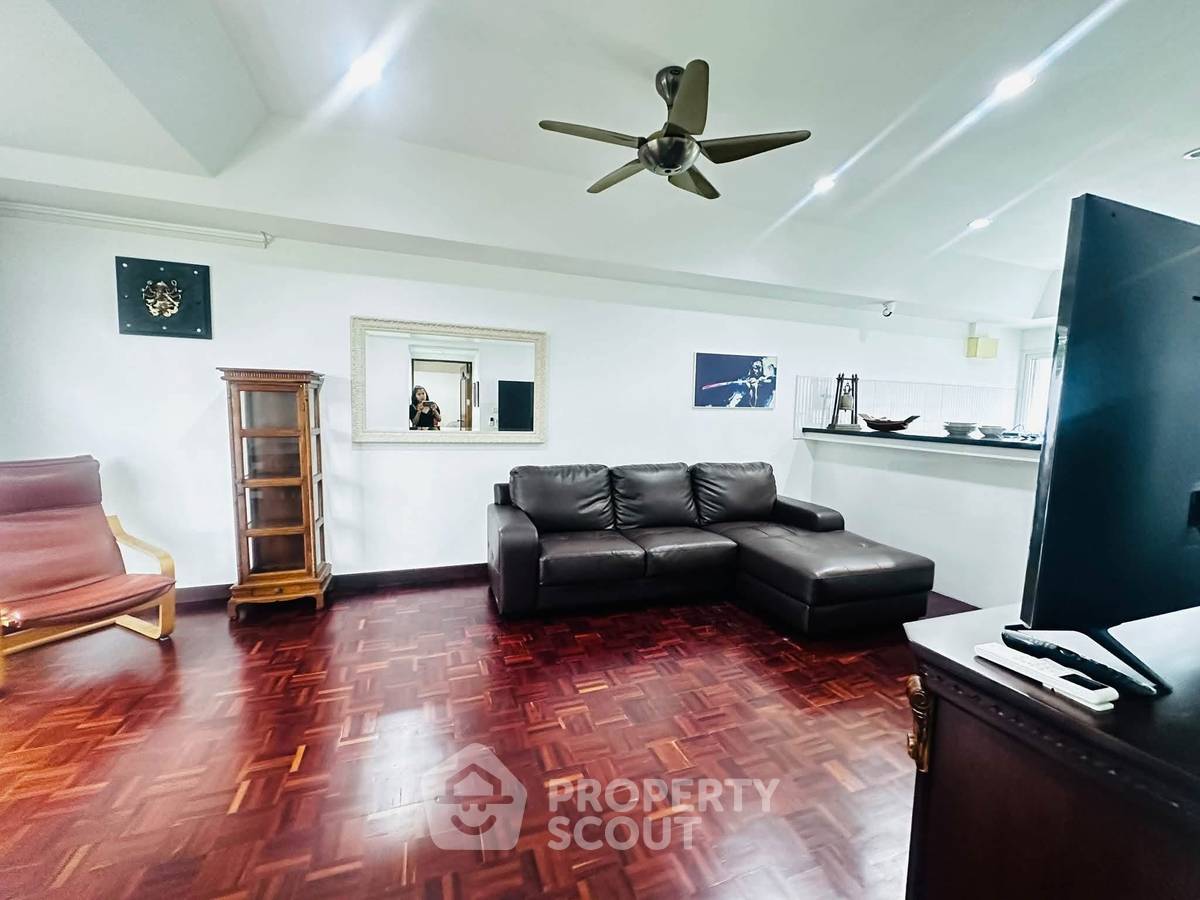 picture 2-BR 111 Sqm In Bangsaray Condominium, Bang Sare (ID 3423826) - 2/12