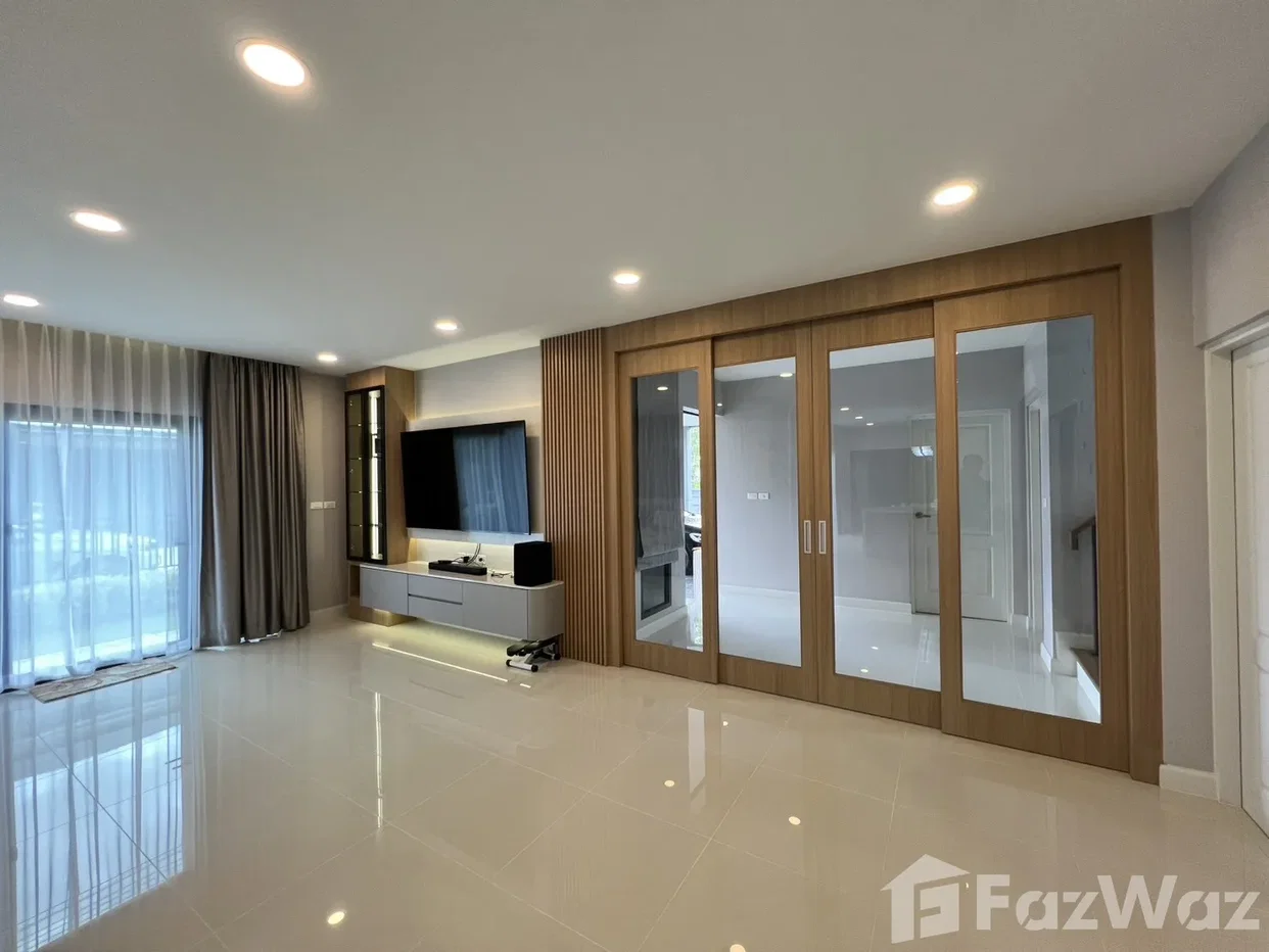 picture 5 Bedroom House for sale at CENTRO Thawiwatthana  6872751 - 17/32