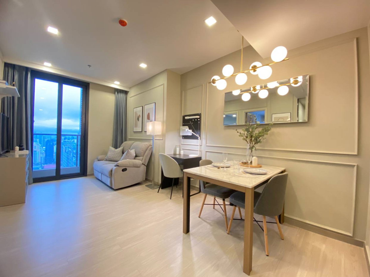 รูป 🏙️ ห้องสวย วิวดี ใจกลางเมือง! One9Five Asoke-Rama9 เพียง 30,000 บาท/เดือน

🔥 1 นอน 37 ตร.ม. ใกล้ BTS พระราม 9 สุดคุ้ม! - รูปที่ 4/7