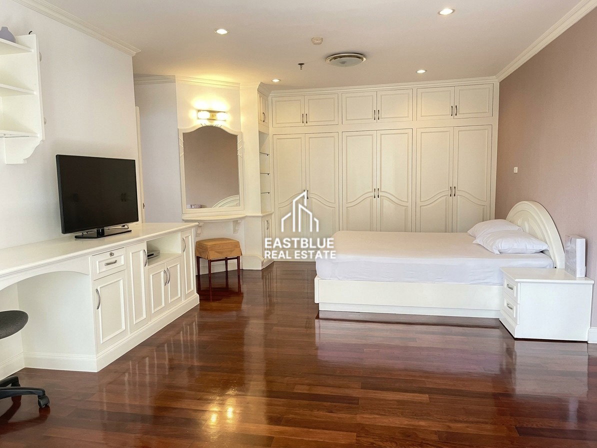 picture For Sale: Fifty Fifth Tower Condo 🏙️ Prime Thong Lo Location - 6/9