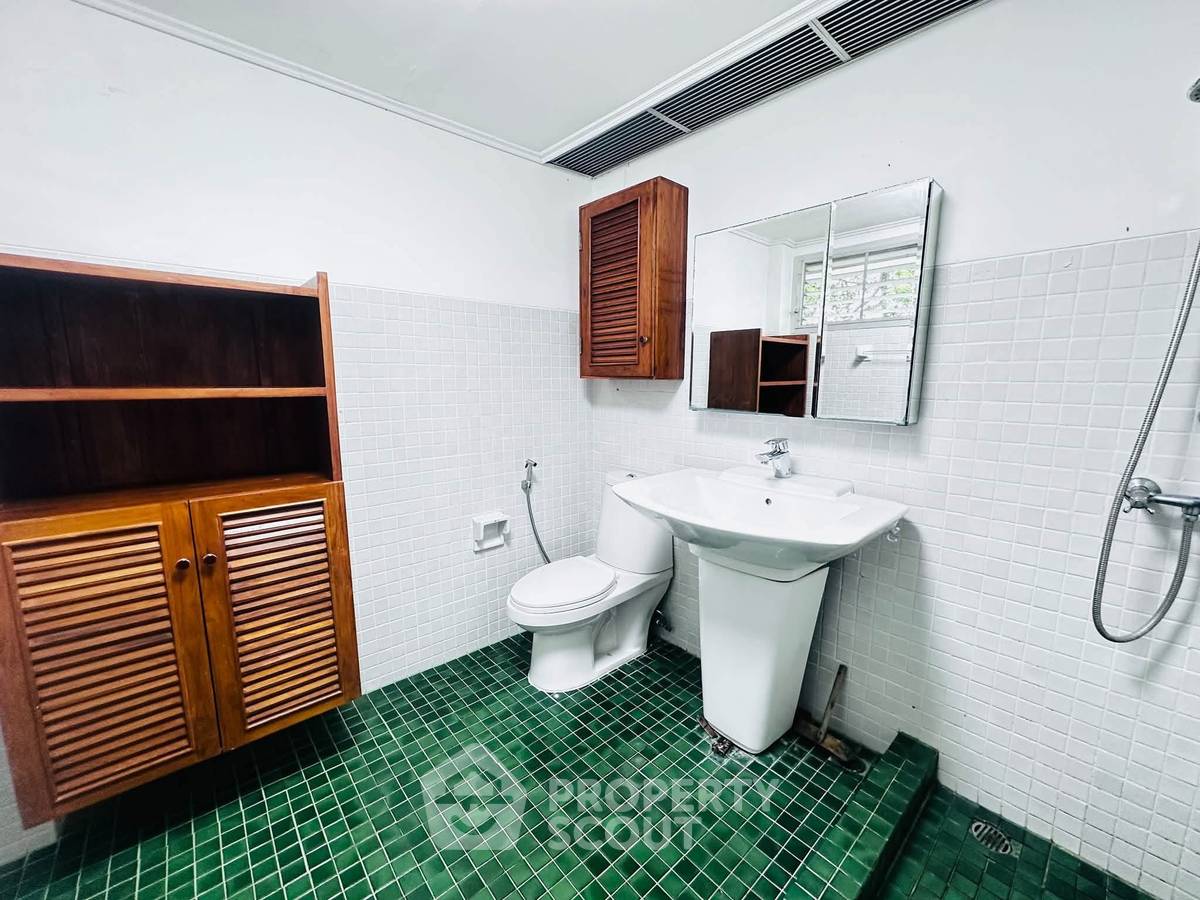 picture 2-BR 111 Sqm In Bangsaray Condominium, Bang Sare (ID 3423826) - 8/12