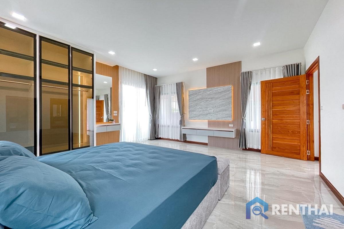 รูป บ้านใหม่สไตล์พูลวิลล่า ใกล้เขาและทะเลบางเสร่ - รูปที่ 12/20