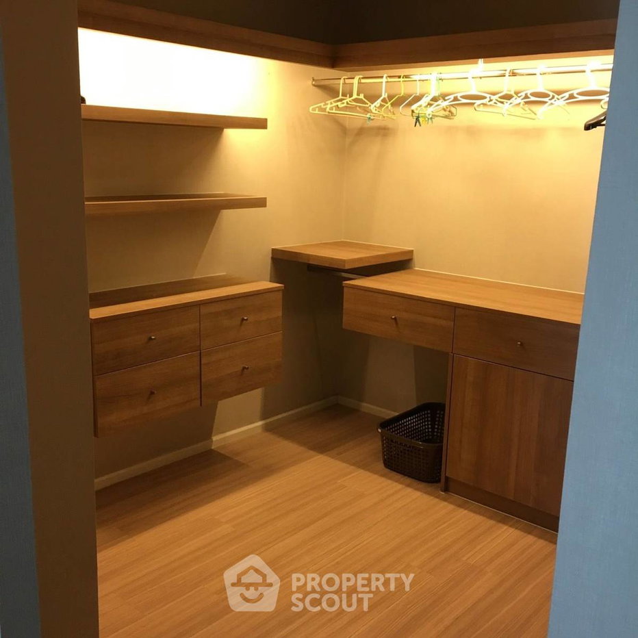 รูป คอนโด 3-ห้องนอน ที่ เรโนวา เรสซิเด้นซ์ ชิดลม คอนโดมิเนียม ใกล้ BTS เพลินจิต (ID 1533302) - รูปที่ 12/13