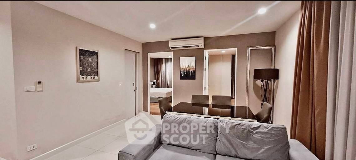 picture 24th-Floor 2-BR Condo At Up Ekamai Near ARL Ramkhamhaeng (ID 3426301) - 2/14