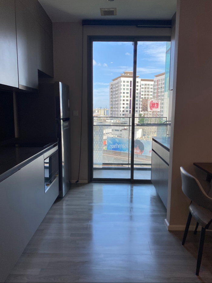 picture large corner unit next to bts phrakanong  - 4/8